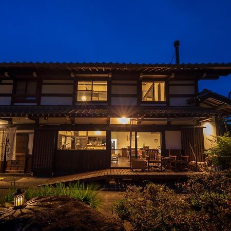 Soy Bed & Breakfast Takayama  Bagian luar foto