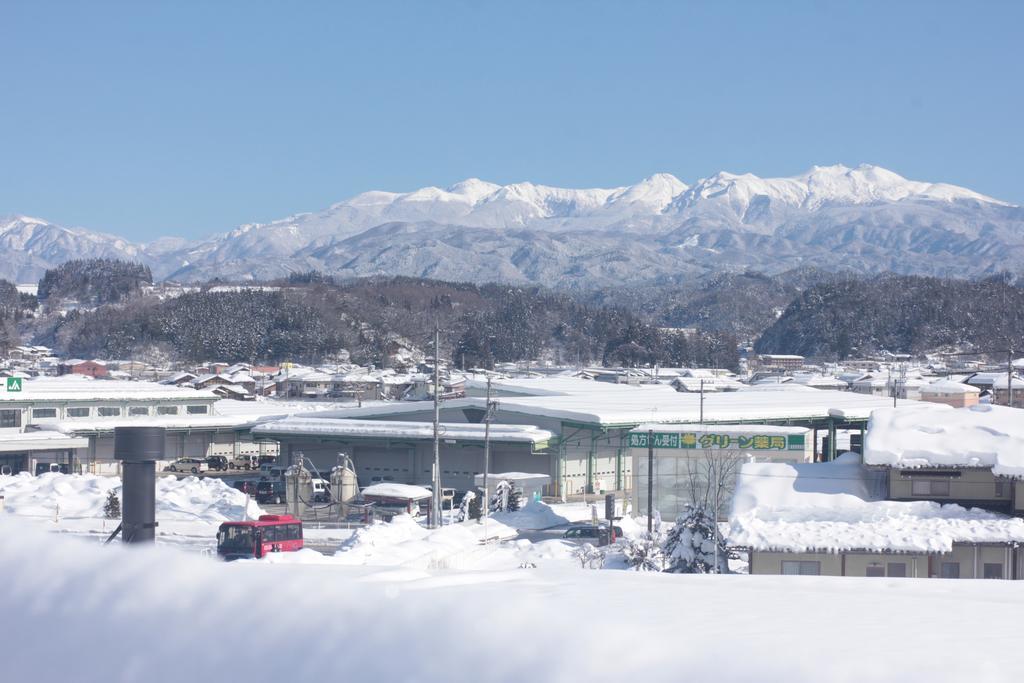 Soy Bed & Breakfast Takayama  Bagian luar foto