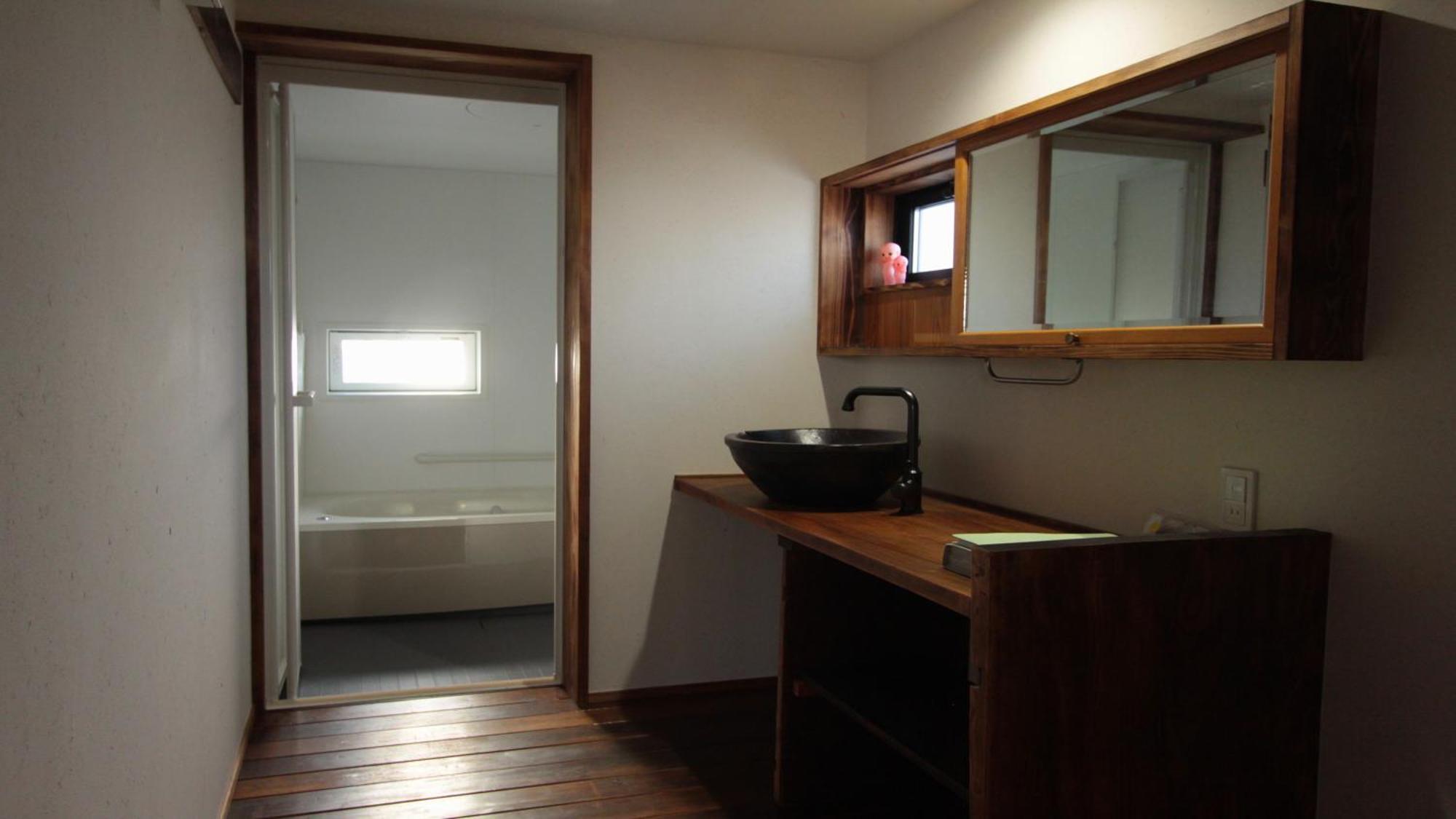 Soy Bed & Breakfast Takayama  Bagian luar foto