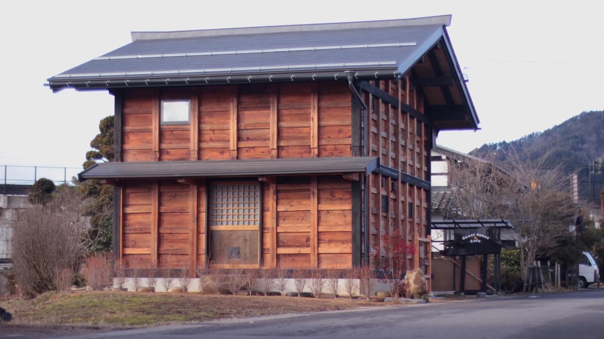 Soy Bed & Breakfast Takayama  Bagian luar foto